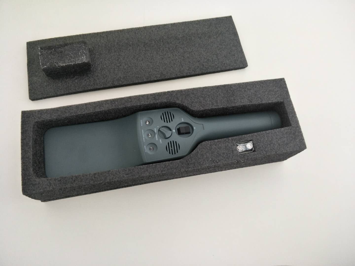detector de metais portátil para varredura pública